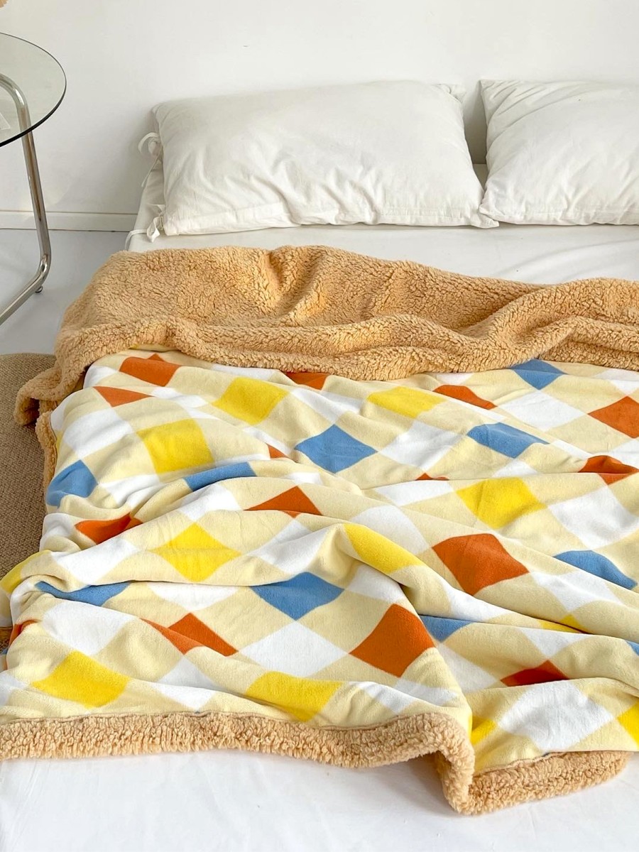 Color-blocked Checkered Lambswool Blanket