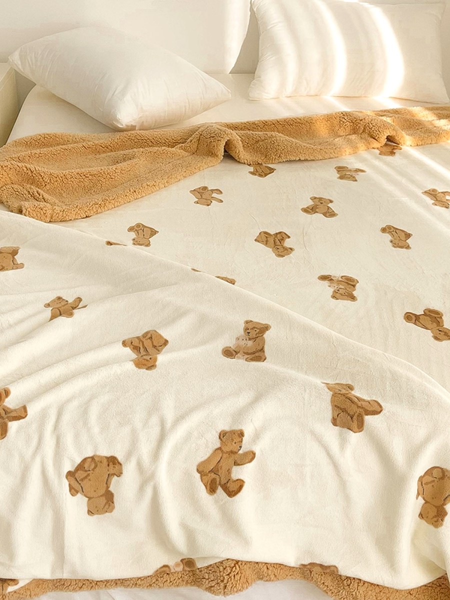 Cartoon Bear Plush Blanket