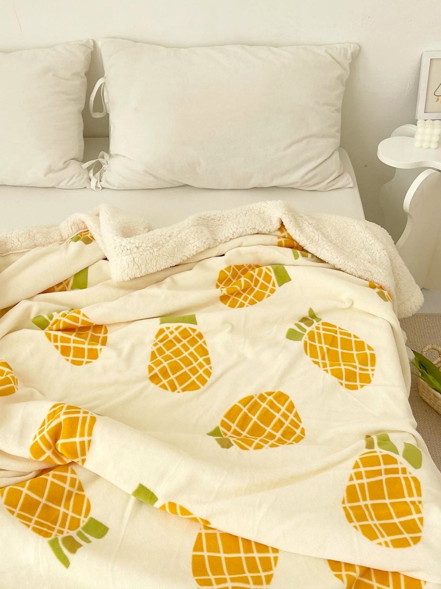 Pineapple Print Lambswool Blanket