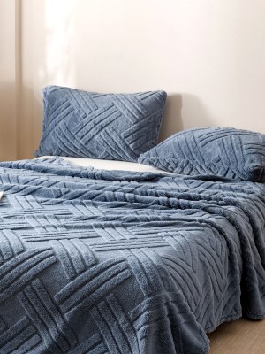 Thickened Winter Milk Fleece Blanket