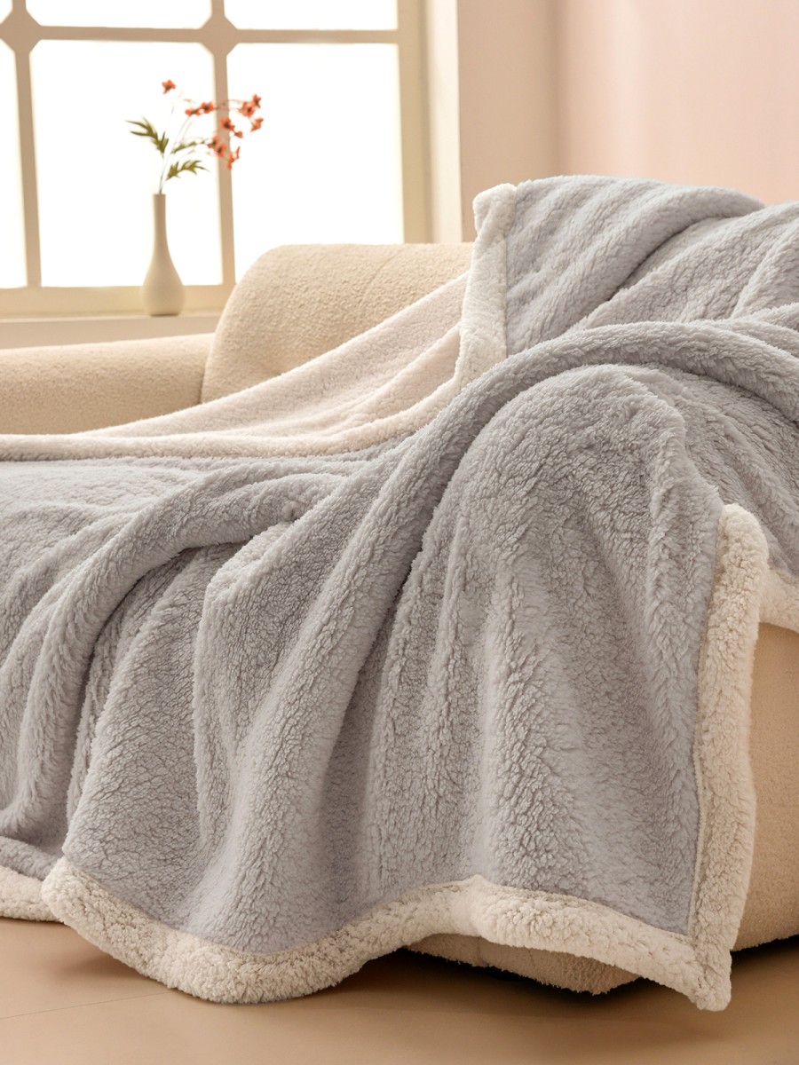 Solid Color Milk Fleece Blanket