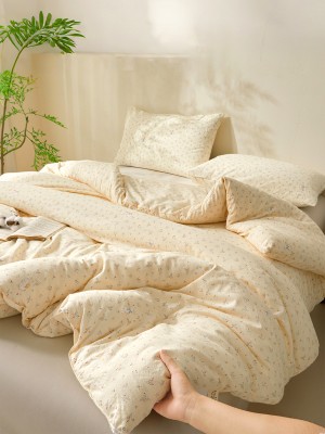 Insulating and Warm Cotton Quilt