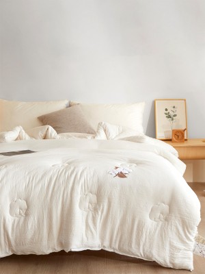 Student Dormitory Cotton Quilt