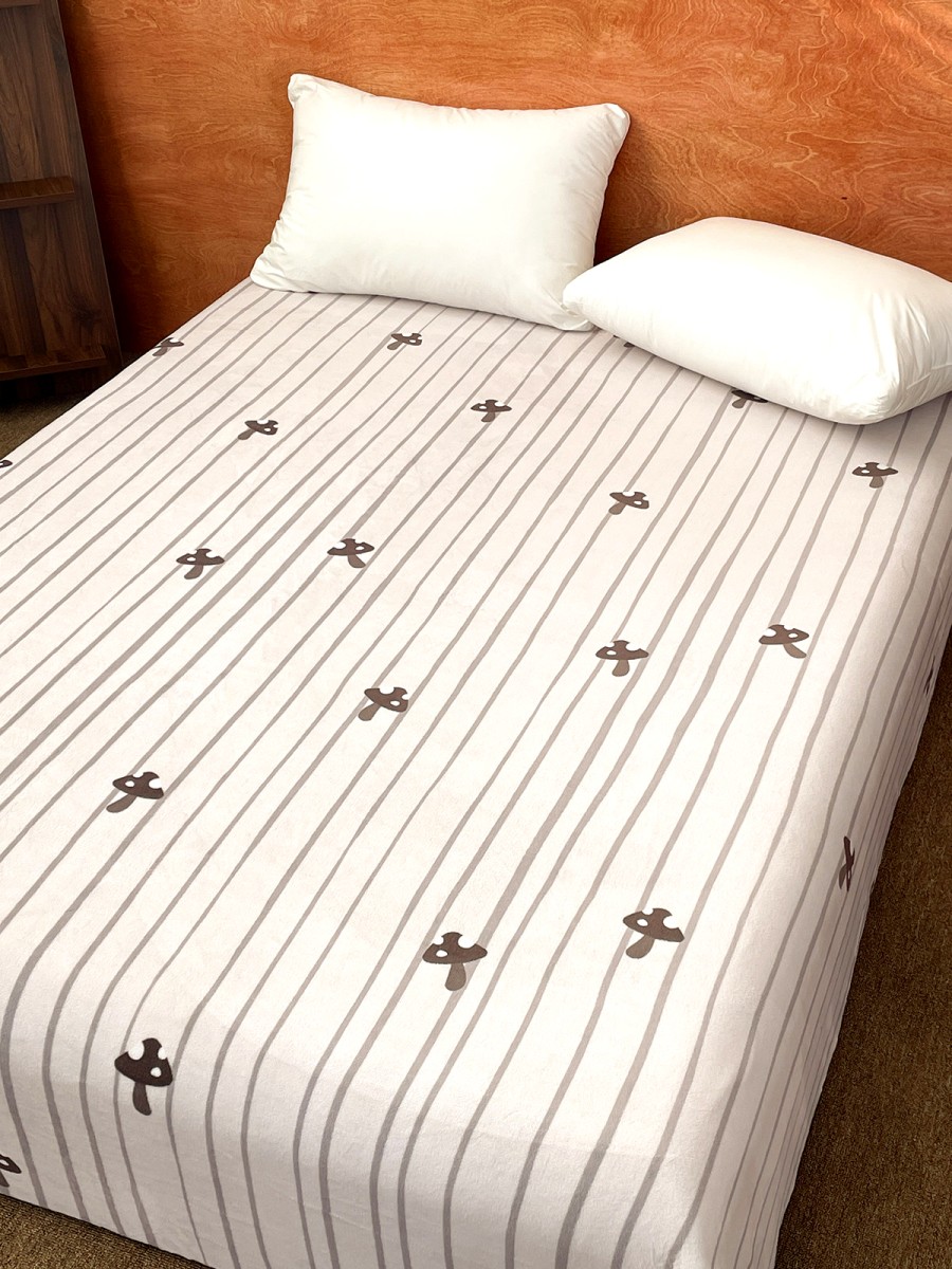 Striped Mushroom Print Bed Sheets