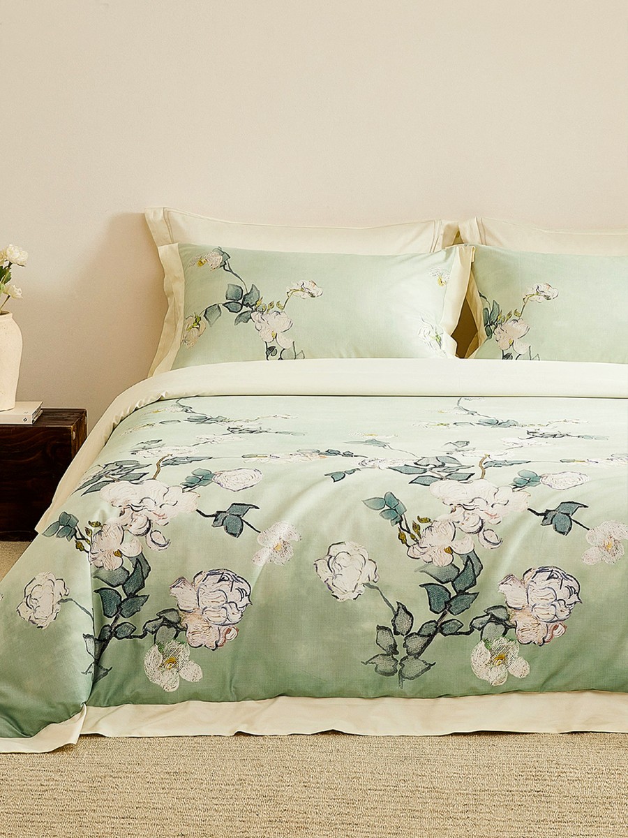 White Rose Print Bedding Set 