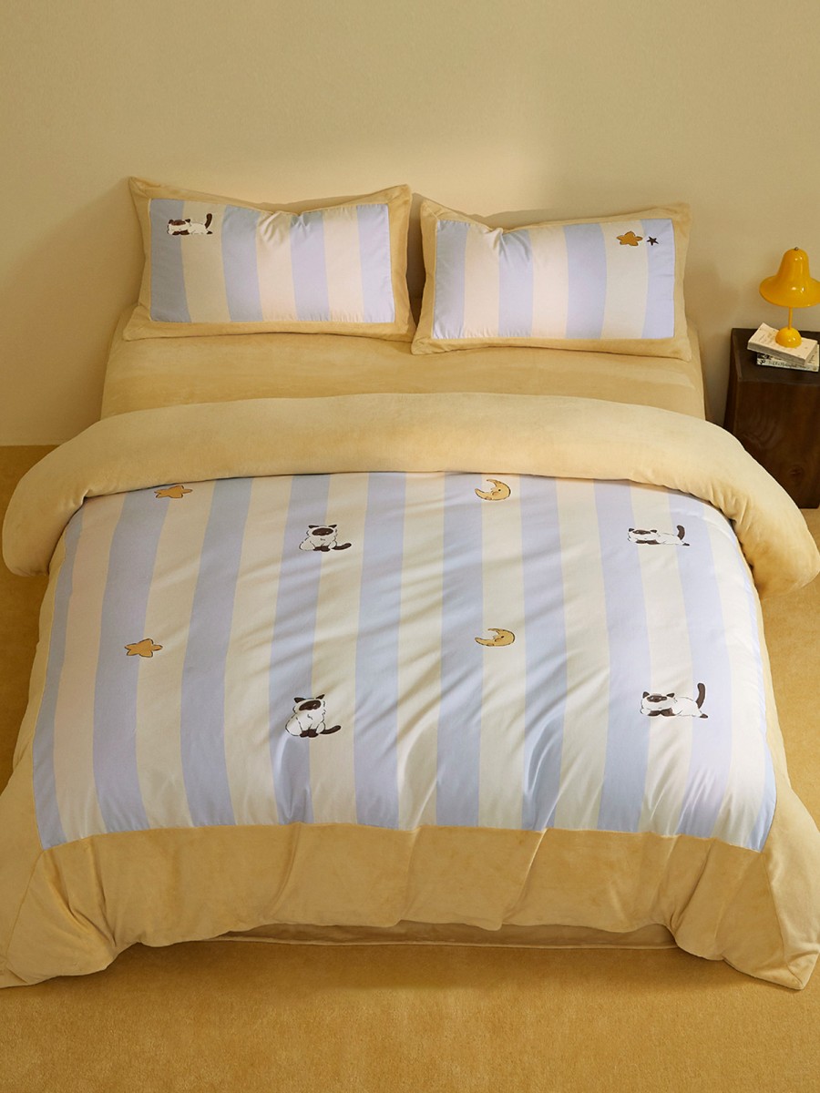 Milk Fleece Bedding Set