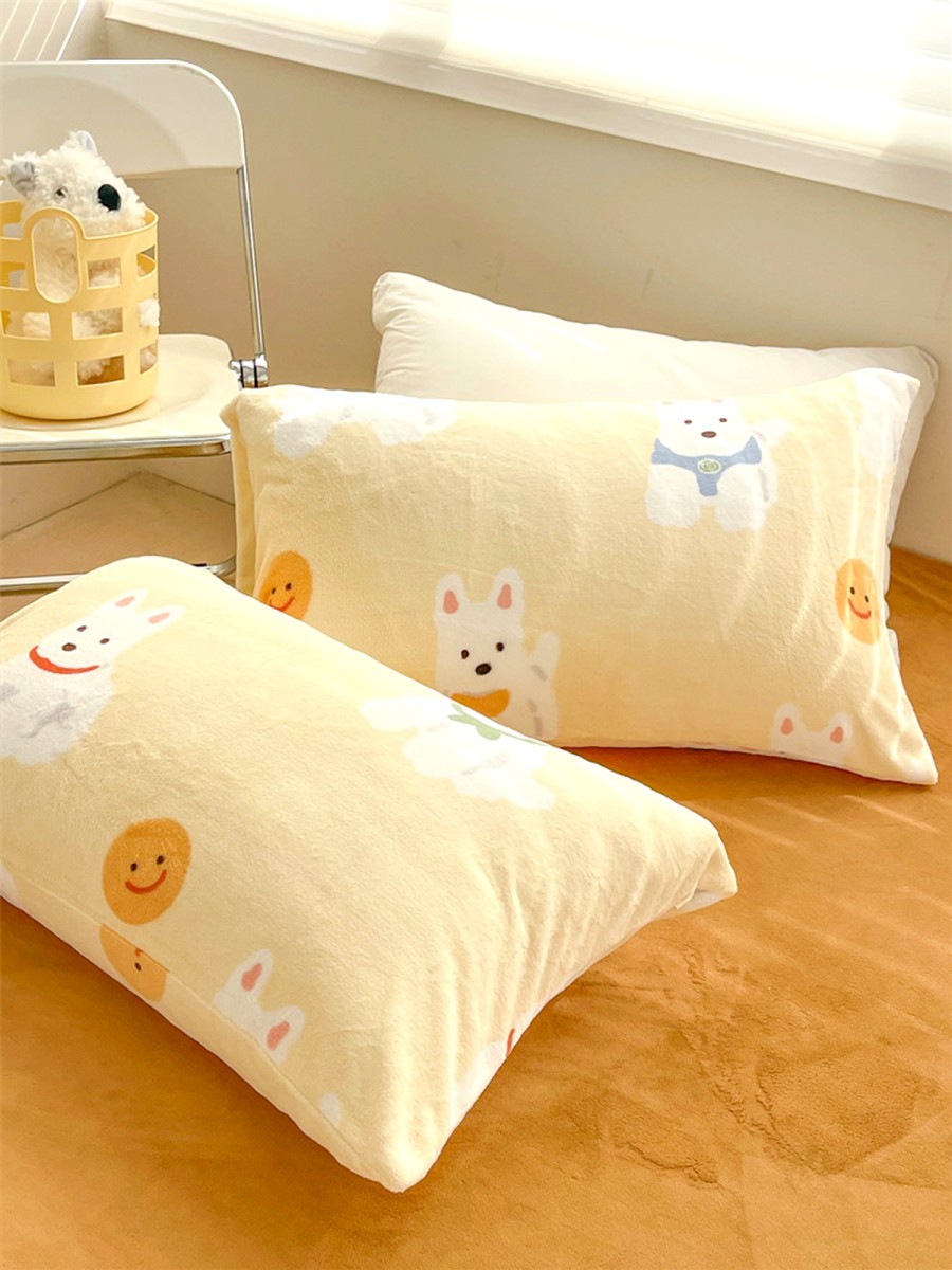 Puppy Shaped Cream Fleece Pillowcase