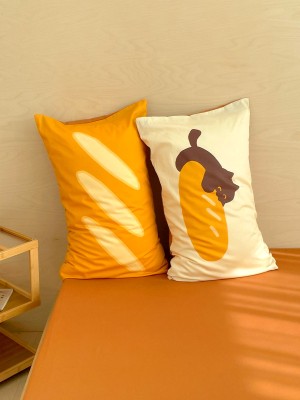 Bread Kitten Print Pillowcase