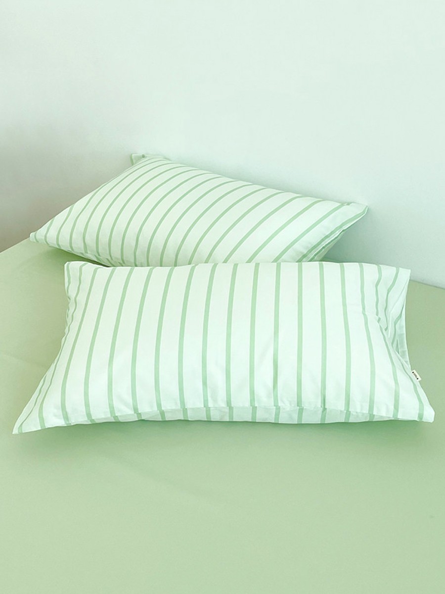 Simple and Fresh Striped Pillowcase